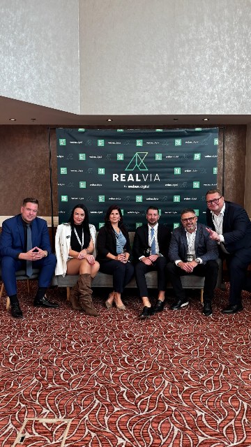 📍 Kde nás dnes nájdete? Na konferencii NARKS & TA3 Reality sme už na svojom mieste a prvé rozhovory…